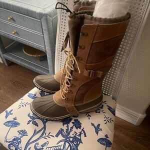 NEW Sorel Conquest Carly Lace Boot nwt sz 12